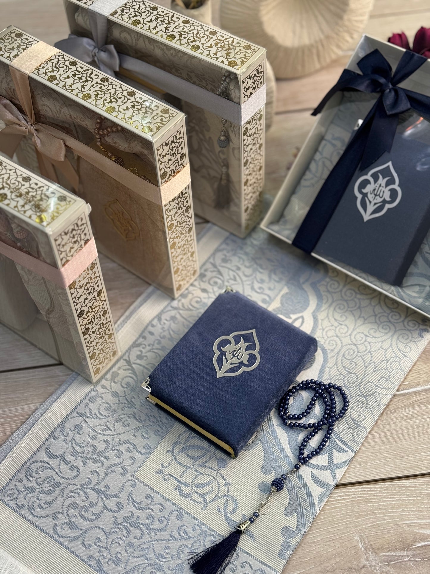 Luxury Quran Gift Set – with tasbih