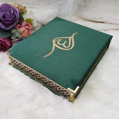 Velvet Qur’an Set with Misbaha – Embroidered Velvet Box with Acrylic